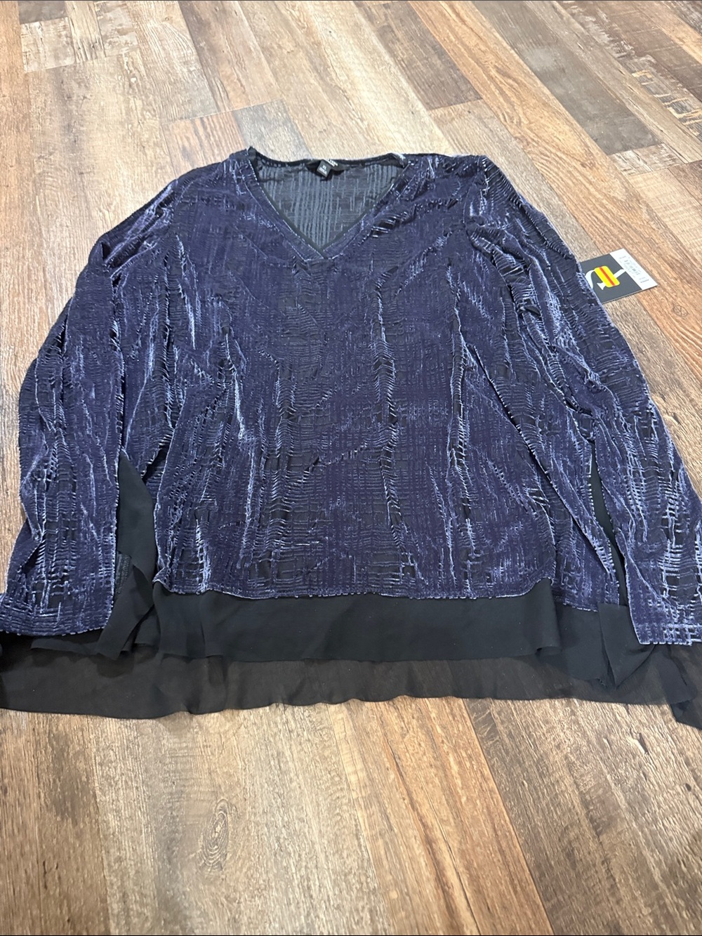 Simply Vera Vera Wang Navy Velvet V‑Neck Layered Sweater